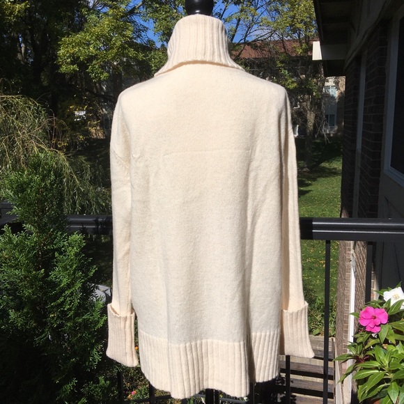 Moth Oversized Wool Blend Turtleneck Sweater - Picture 5 of 15